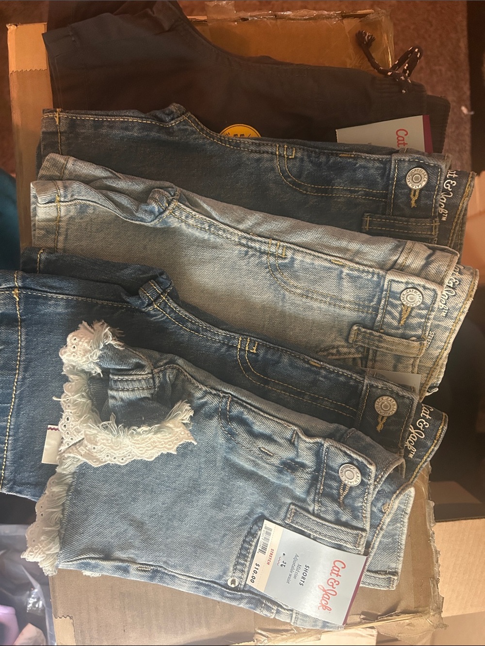 Cat and jack 3t shorts